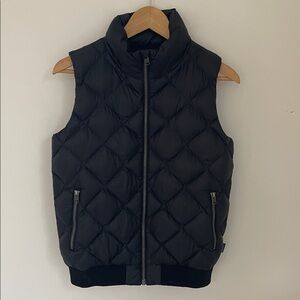 Patagonia women’s Prow Bomber vest size S